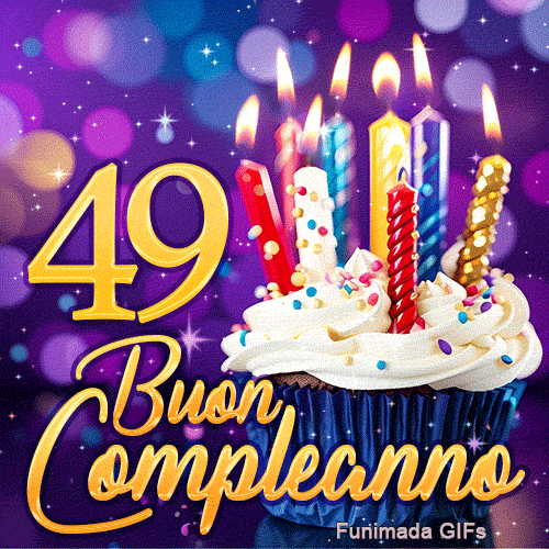 Immagine animata 49 anni con il numero 49 in oro, un dolcetto festoso con candele colorate e sfondo viola bokeh.