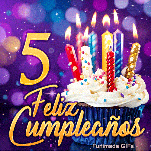 Animación de 5º cumpleaños ilustrando un cupcake con velas iluminadas y el número 5 de oro sobre fondo morado.
