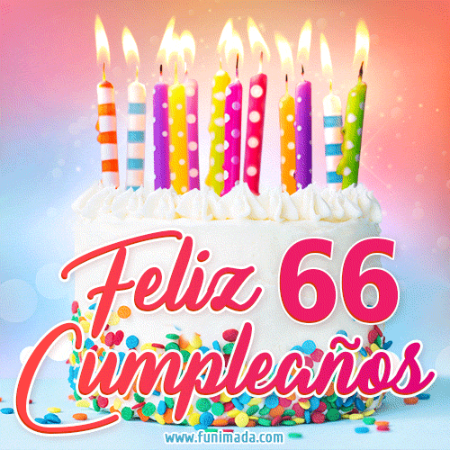 Cumpleaños de 66 - delicioso pastel de cumpleaños con velas
