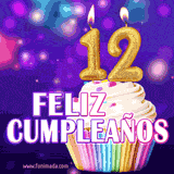 GIF animado de un cupcake decorado con confites, dos velas doradas encendidas formando el número 12, sobre un fondo púrpura brillante con destellos.