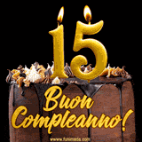 GIF animato con una torta al cioccolato decorata con crema, dettagli dorati e due candele accese che formano il numero 15. Messaggio 'Buon Compleanno' in scritta elegante.
