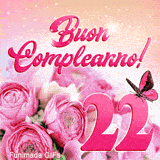 GIF 22 anni: animazione di rose rosa, scritta  Buon Compleanno!  ed una farfalla delicata su sfondo luminoso dai colori pastello.