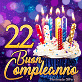 Biglietto animato di compleanno 22 anni con il numero 22 in oro e una torta di festa con candele risplendenti.