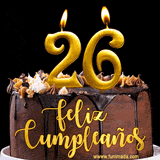 GIF de un pastel de chocolate con decoración de crema, velas doradas con el número 26 encendido, y un fondo negro elegante y cálido.