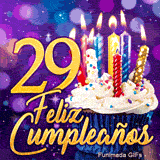 Imagen animada para los 29 años mostrando un pastelito con velas brillantes y el número 29 en oro sobre fondo morado.