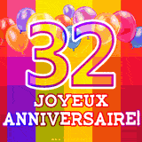 GIF animé 32 ans avec des ballons colorés, un grand chiffre 32 et 'Joyeux Anniversaire!' sur un fond éclatant.