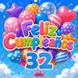 Tarjeta animada 32 años con globos multicolores meciéndose suavemente junto al número 32 azul sobre cielo brillante.