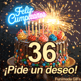 Confeti en forma de estrellas cae sobre un pastel con el dígito 36. Una bengala arde iluminando la frase ¡Pide un deseo! en letras claras.