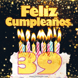 GIF animado de un pastel decorado con velas de colores, con el número 39 resaltado y un fondo brillante que transmite celebración.