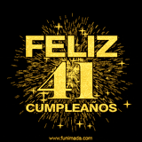 GIF animado con un diseño dorado, mostrando el número 41 rodeado de fuegos artificiales y luces que resaltan una atmósfera festiva y vibrante.