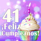 Animación de un cupcake con cobertura blanca, confites de colores, una vela encendida y el número 41 en grande sobre un fondo púrpura con luces brillantes.