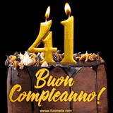 GIF animato con una torta al cioccolato decorata con crema, dettagli dorati e due candele accese che formano il numero 41. Messaggio 'Buon Compleanno' in scritta elegante.