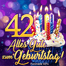 Neben der goldenen 42 steht ein Törtchen mit weißem Frosting und leuchtenden Kerzen. Darunter goldene Schrift vor lila Bokeh-Hintergrund.