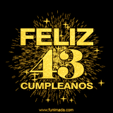 GIF animado con un diseño dorado, mostrando el número 43 rodeado de fuegos artificiales y luces que resaltan una atmósfera festiva y vibrante.