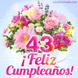 GIF de un colorido ramo de flores rosas, lilas y blancas, con el número 43 destacado en rosa y el mensaje '¡Feliz cumpleaños!' en un estilo encantador.