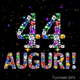 Immagine che mostra il numero 44 e il testo Auguri composti da cristalli luminosi di vari colori su una tela nera piena di stelle animate.