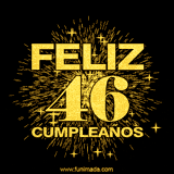 GIF animado con un diseño dorado, mostrando el número 46 rodeado de fuegos artificiales y luces que resaltan una atmósfera festiva y vibrante.