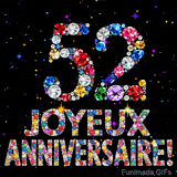 Le chiffre 52 et les mots Joyeux Anniversaire en cristaux colorés brillants, se détachant sur un fond noir rempli de petites étoiles animées.