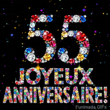Le chiffre 55 et l'expression Joyeux Anniversaire dessinés par des pierres précieuses brillantes sur un fond noir avec de petites étoiles lumineuses.
