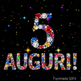 Su uno sfondo scuro, il numero 5 e la parola Auguri sono formati da diamanti multicolori, accompagnati da piccole stelle scintillanti.