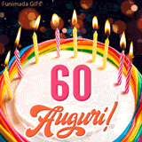 Un'animazione celebrativa di una torta di compleanno per i 60 anni, Le fiamme delle candeline tremolano e delle scintille brillano intorno, creando un'atmosfera festosa e magica.