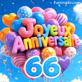 Des lettres ballons colorées disant Joyeux Anniversaire flottent dans le ciel bleu, accompagnées d'un grand chiffre bleu 66 attaché en bas.