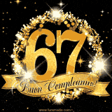 Il numero 67 è circondato da un anello dorato brillante, accompagnato da un nastro elegante con la scritta 'Buon Compleanno!' su uno sfondo scuro.