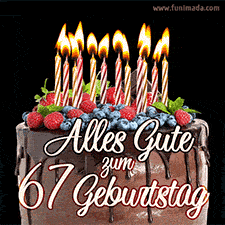 Das Geburtstags-GIF zeigt einen Schokoladenkuchen mit Beeren und Kerzen zur Feier eines 67. Geburtstags.