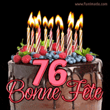 GIF animé pour un 76e anniversaire avec un somptueux gâteau au chocolat décoré de baies fraîches, des bougies allumées et le texte '76 Bonne Fête!' en rouge.
