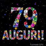 Il numero 79 e l'espressione Auguri disegnati da pietre preziose scintillanti su uno sfondo nero con piccole stelle luminose.
