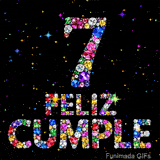 Composición en fondo negro con diminutas estrellas que exhibe el número 7 y la frase FELIZ CUMPLE, diseñados con diamantes de vivos colores.