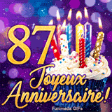 Carte animée 87 ans montrant un gâteau de fête avec bougies colorées illuminées et le nombre 87 d'or.