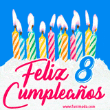 Animación de un pastel decorado con velas coloridas y encendidas, el número 8 destacado en azul y la frase 'Feliz cumpleaños' en letras estilizadas.