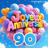 Sous un beau ciel bleu, un bouquet festif de ballons oscillants présente le texte 3D Joyeux Anniversaire et le grand chiffre bleu 90 suspendu.