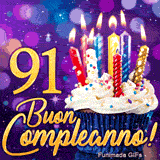 Immagine animata per 91 anni rappresentante il numero 91 d'oro, un bel dolcetto e candele accese su sfondo violetto.