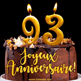 GIF animé pour un 93e anniversaire avec une élégante gâteau au chocolat, des bougies dorées formant le chiffre 93 et le texte 'Joyeux Anniversaire!' en écriture dorée.