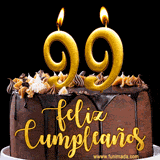 GIF de un pastel de chocolate con decoración de crema, velas doradas con el número 99 encendido, y un fondo negro elegante y cálido.
