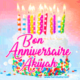 A white birthday cake covered in colorful sprinkles, topped with bright candles, and French text 'Bon Anniversaire Akiyah' on a pastel gradient background in an animated GIF.