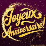 Texte 'Joyeux Anniversaire!' en lettres dorées entourées d'étoiles scintillantes et d'une lune lumineuse sur un fond violet.