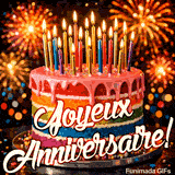 Un GIF d'anniversaire grandiose et joyeux. Le dessert multicolore et le spectacle de lumières explosives offrent un vœu festif et excitant pour marquer l'occasion.