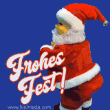 Ein animierter Weihnachtsmann in traditioneller Kleidung tanzt vor blauem Hintergrund mit einer humorvollen Bewegung.