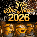 Una multitud de Minions felices y emocionados aplauden mientras observan fuegos artificiales. Sobre ellos, el saludo dorado 'Feliz Año Nuevo 2027' brilla en el cielo nocturno.